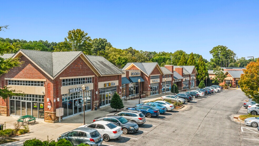 More Photos Of 6121 Rock Quarry Rd, Raleigh Drugstore For Lease