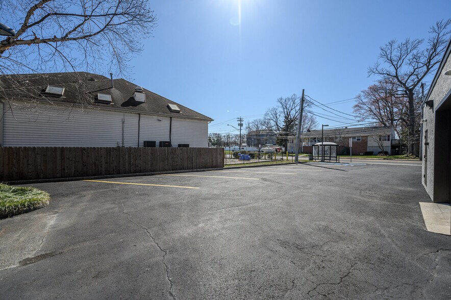 More Photos Of 1400 Union Ave, Union Beach Office For Sale