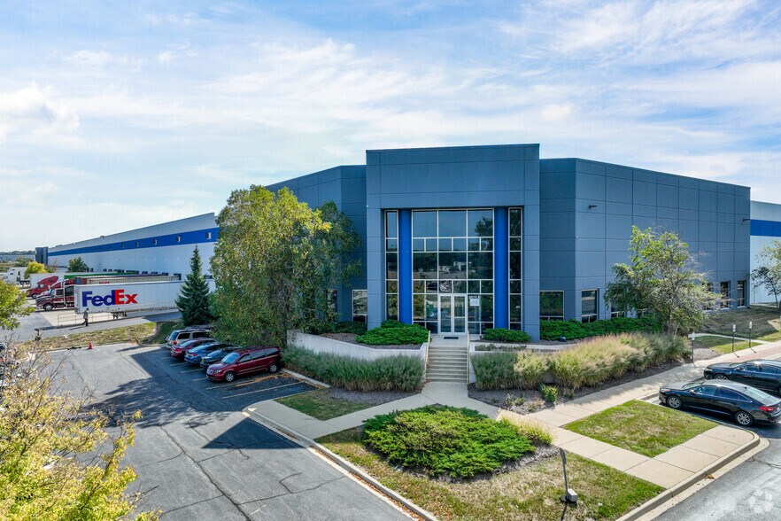 More Photos Of 6515 Ameriplex Dr, Portage Warehouse For Lease