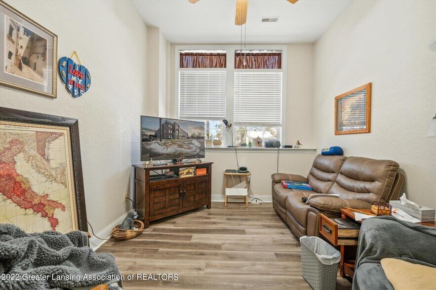 More Photos Of 335 Horatio St, Charlotte Apartments For Sale