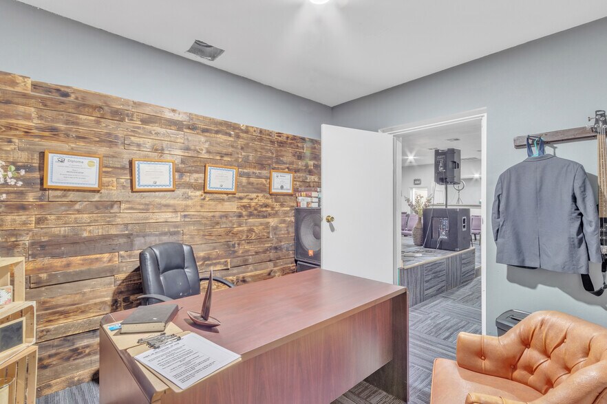 More Photos Of 507 Mahoney ave, Buckeye Religious Facility For Sale