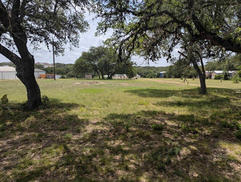 More Photos Of 1917 Main Street, Blanco Land For Sale