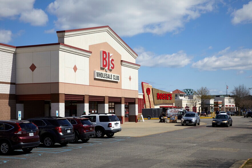 More Photos Of 2000 Power Plant Pky, Hampton Unknown For Lease