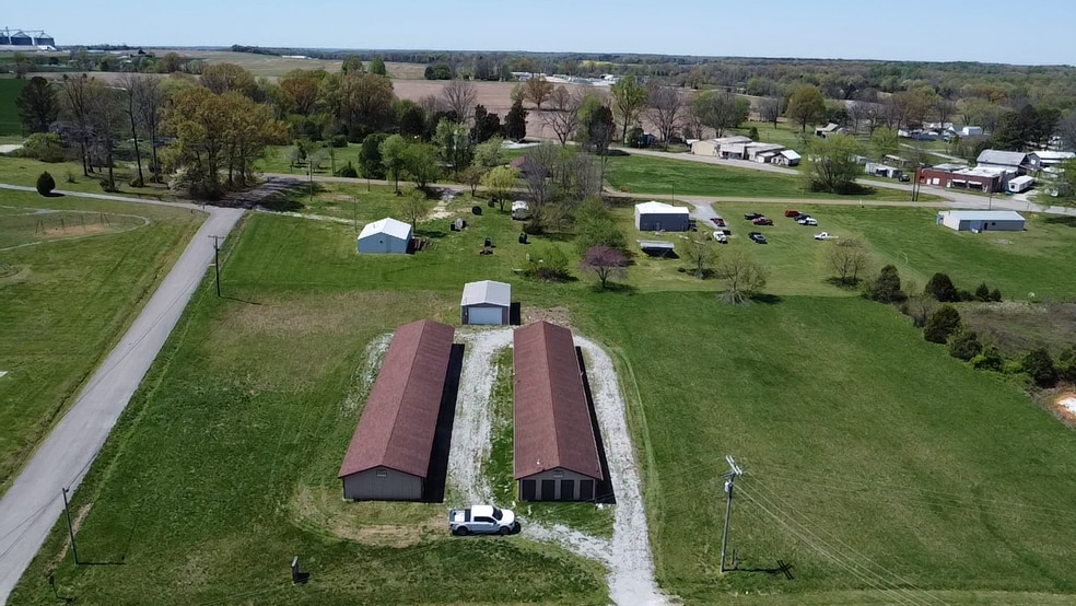 Primary Photo Of 170 Dogwood Street, Henry Self Storage For Sale