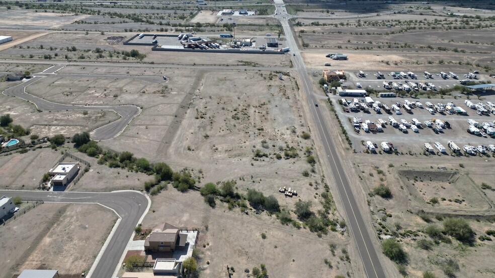 More Photos Of 391 N Riggles Ave, Quartzsite Land For Sale