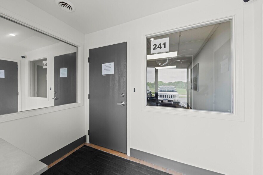 More Photos Of 241 Oswald Ave, Batavia Flex For Sale