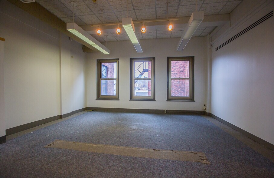 More Photos Of 470 Franklin St, Buffalo Medical For Lease