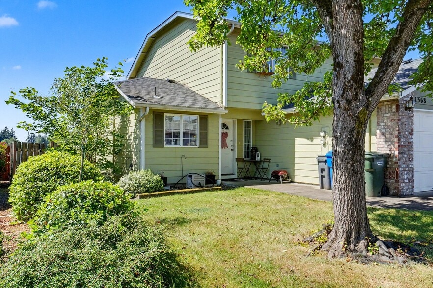 More Photos Of 1364 Northern Heights Loop, Keizer Multifamily For Sale