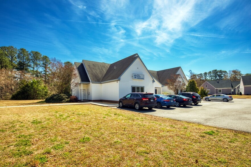 More Photos Of 22581 Center Pky, Accomac Office For Sale