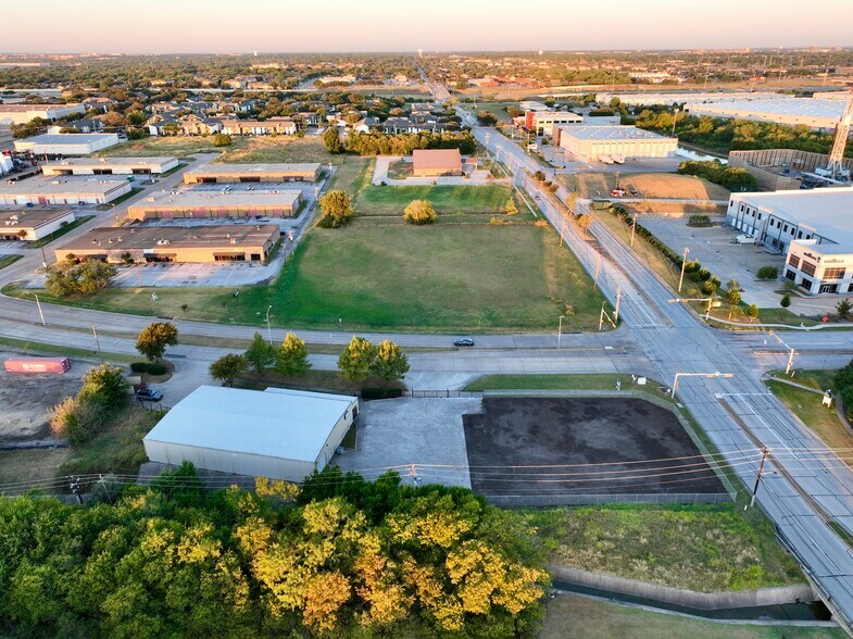 More Photos Of 2605 Forum Dr, Grand Prairie Manufacturing For Lease