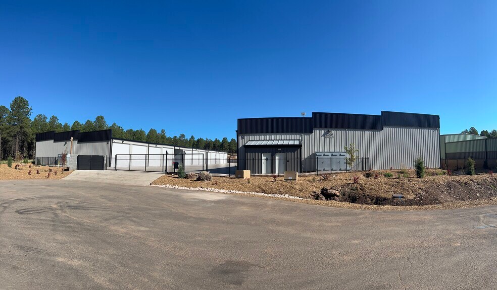 More Photos Of 5590 Dark Sky, Flagstaff Self Storage For Sale