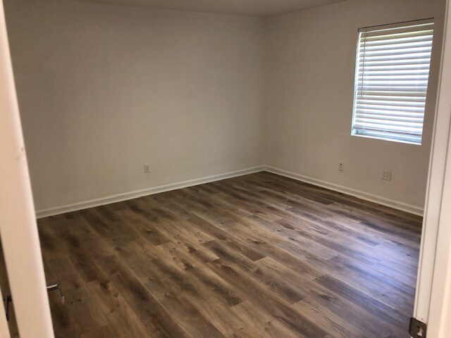 More Photos Of 2527 Fm 691, Denison Medical For Sale