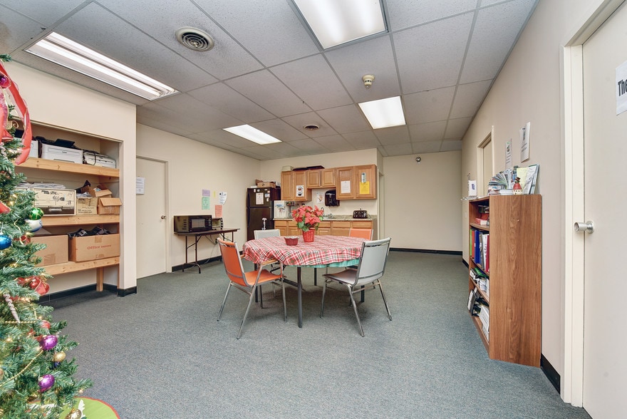 More Photos Of 2510 Mosside Blvd, Monroeville Office For Sale