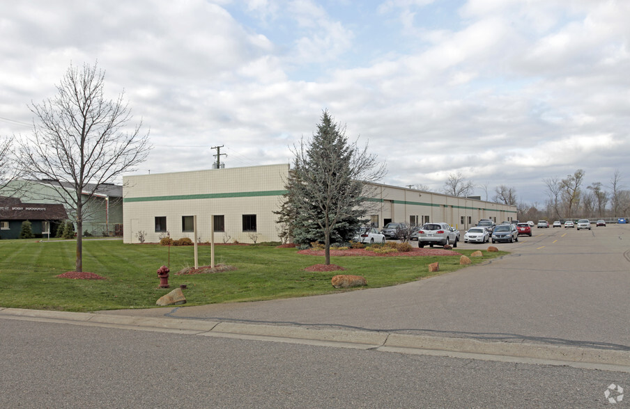 Primary Photo Of 49668-49732 Martin Dr, Wixom Warehouse For Lease