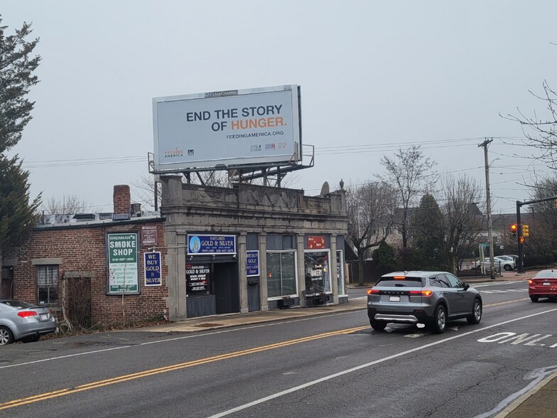 More Photos Of 2-16 Broad St, Bridgewater Storefront For Sale