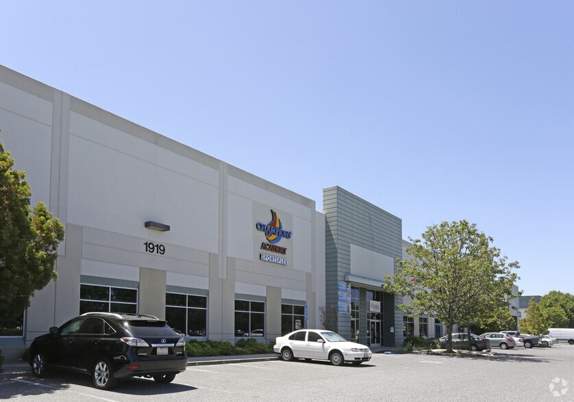 More Photos Of 1919 Monterey Rd, San Jose Warehouse For Lease