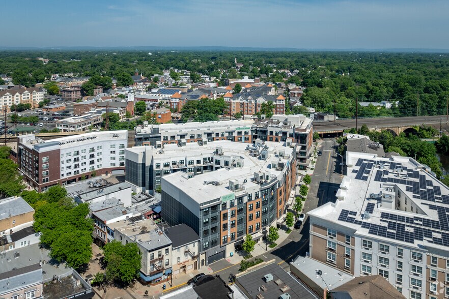 More Photos Of 81 Monroe St, Rahway Apartments For Lease