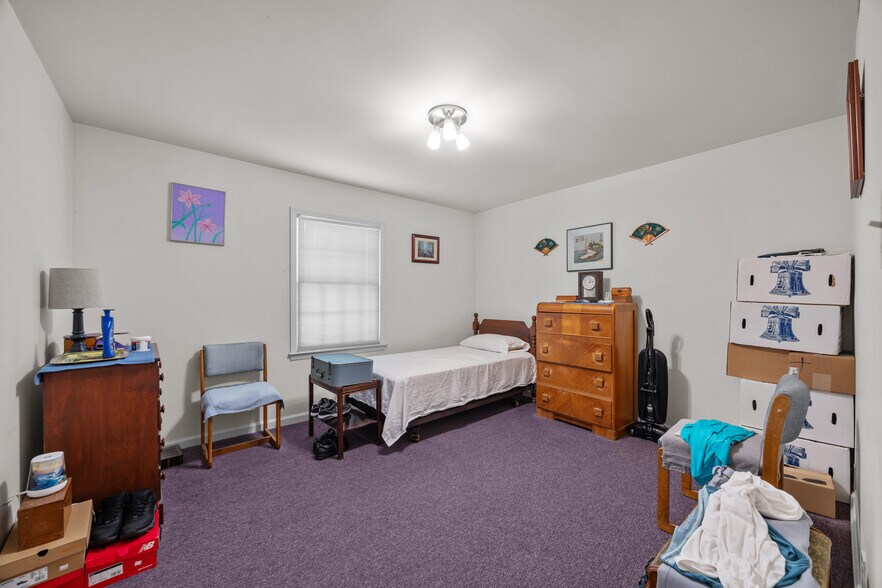 More Photos Of 2501 Vanstory St, Greensboro Apartments For Sale