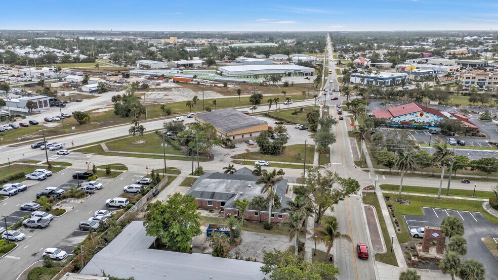 More Photos Of 128 W Charlotte Ave, Punta Gorda Office Residential For Sale