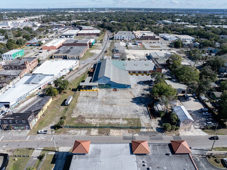 More Photos Of 2127 Hubbard St, Jacksonville Manufacturing For Sale
