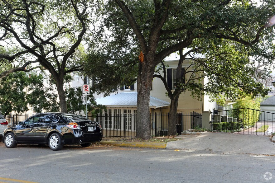 More Photos Of 1803 West Ave, Austin Office For Lease