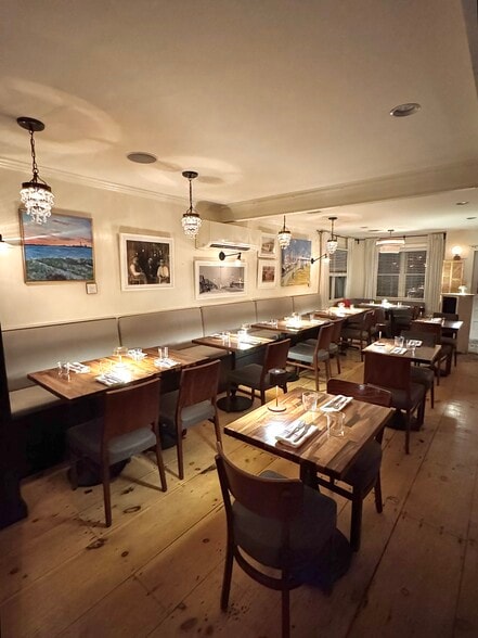 More Photos Of 133 Commercial St, Provincetown Restaurant For Sale