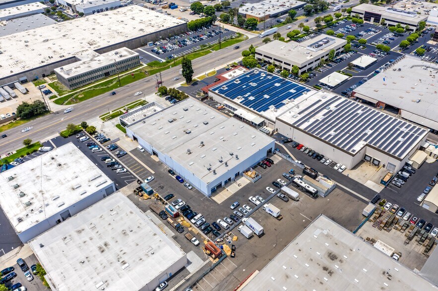 More Photos Of 1621 E Orangethorpe Ave, Fullerton Warehouse For Sale