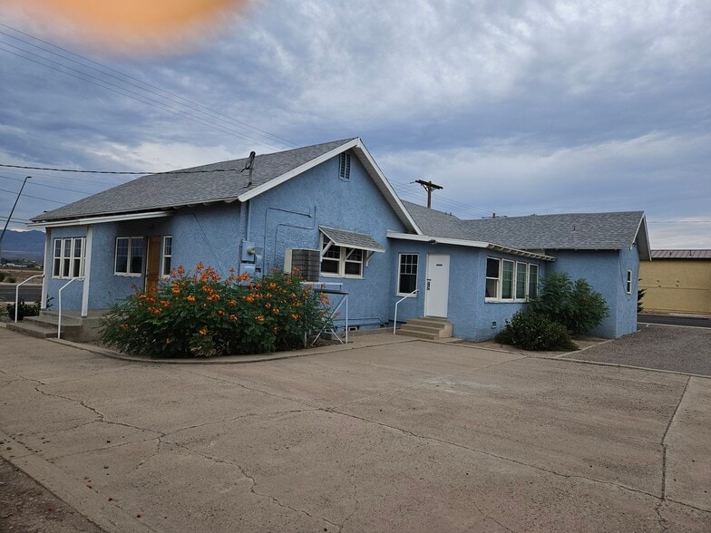 More Photos Of 1431 W Thatcher Blvd, Safford General Retail For Sale