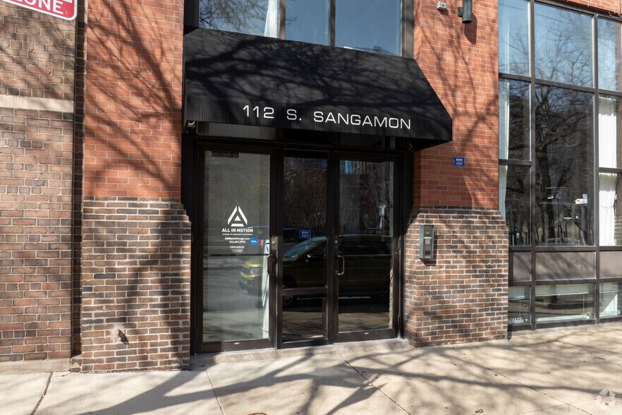 More Photos Of 112 S Sangamon St, Chicago Office For Sale