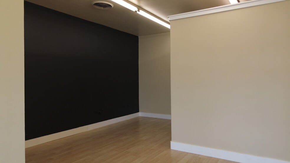 More Photos Of 2358-2368 Lincoln St, Oroville Office For Lease