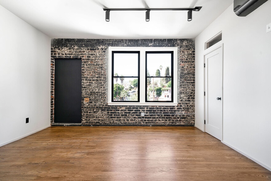 More Photos Of 3022 W Sunset Blvd, Los Angeles Storefront Retail Residential For Lease