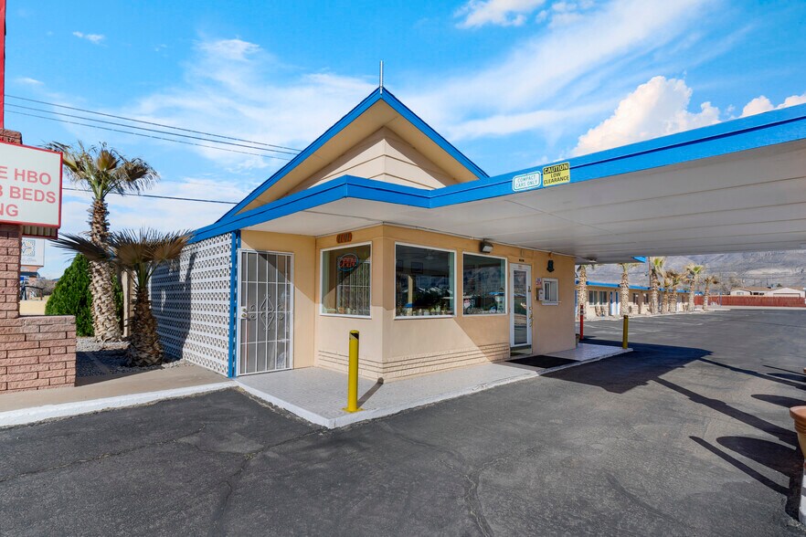 More Photos Of 1101 So White Sands Blvd, Alamogordo Hotel For Sale