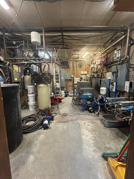 More Photos Of 865 W Bridge St, Blackfoot Carwash For Sale