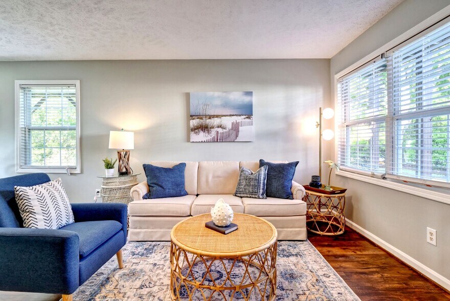 More Photos Of 4311 Maple Ave, Wilmington Apartments For Sale