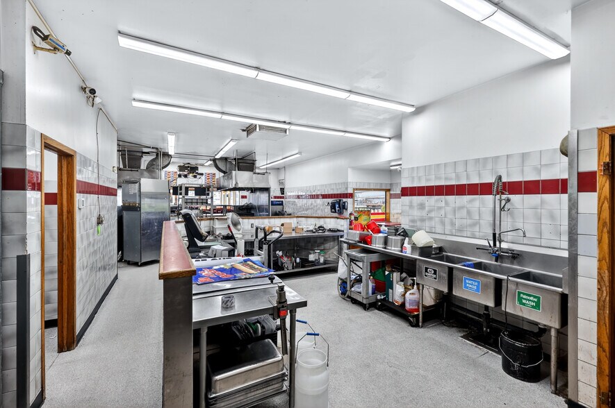 More Photos Of 6525 E Broadway Ave, Spokane Fast Food For Sale