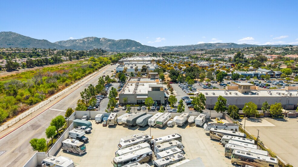 More Photos Of 32475 Temecula Pky, Temecula Freestanding For Sale