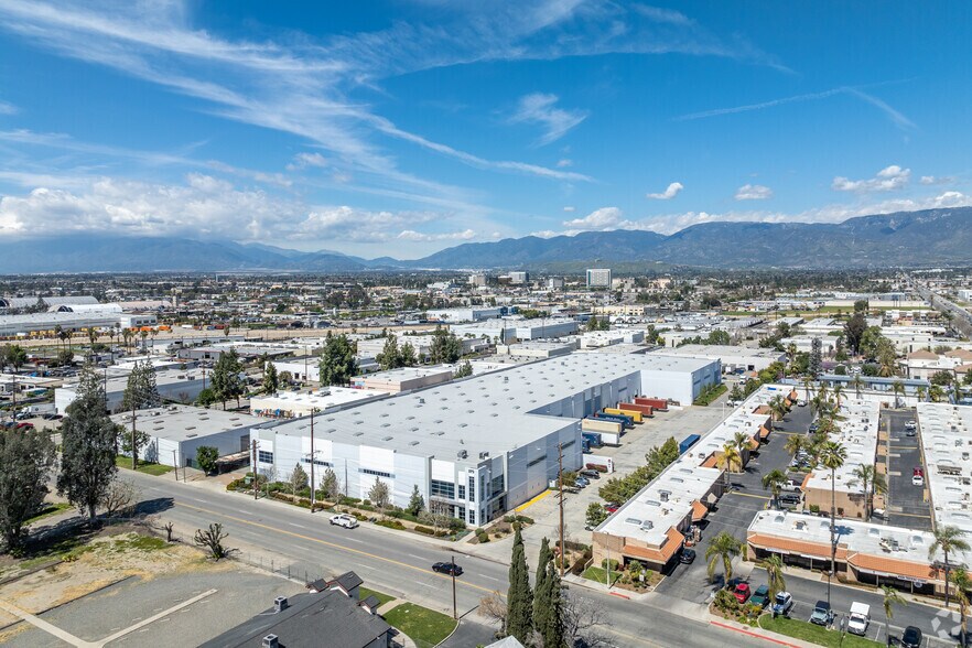 More Photos Of 270 E Central Ave, San Bernardino Distribution For Lease