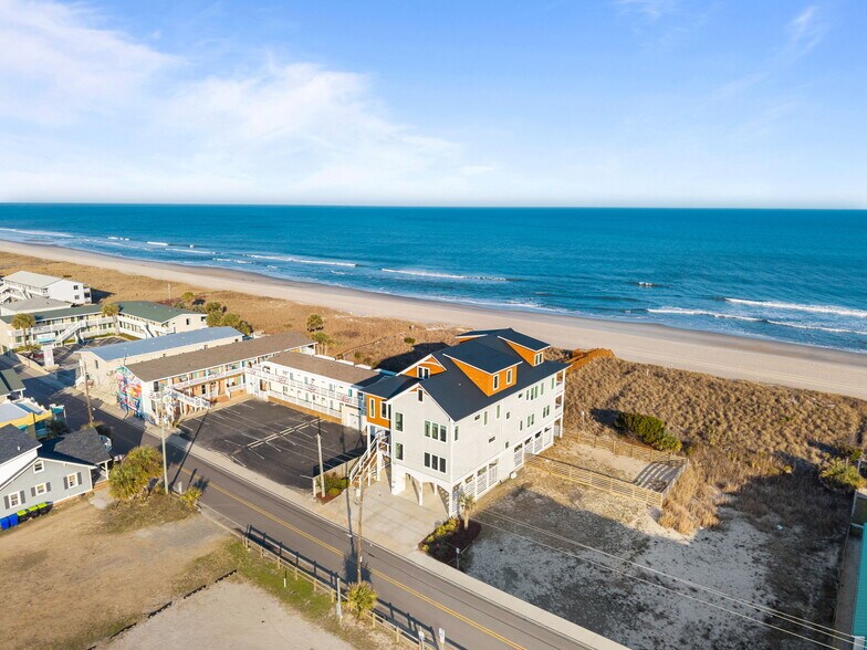 More Photos Of 312 Carolina Beach Ave N, Carolina Beach Office For Sale