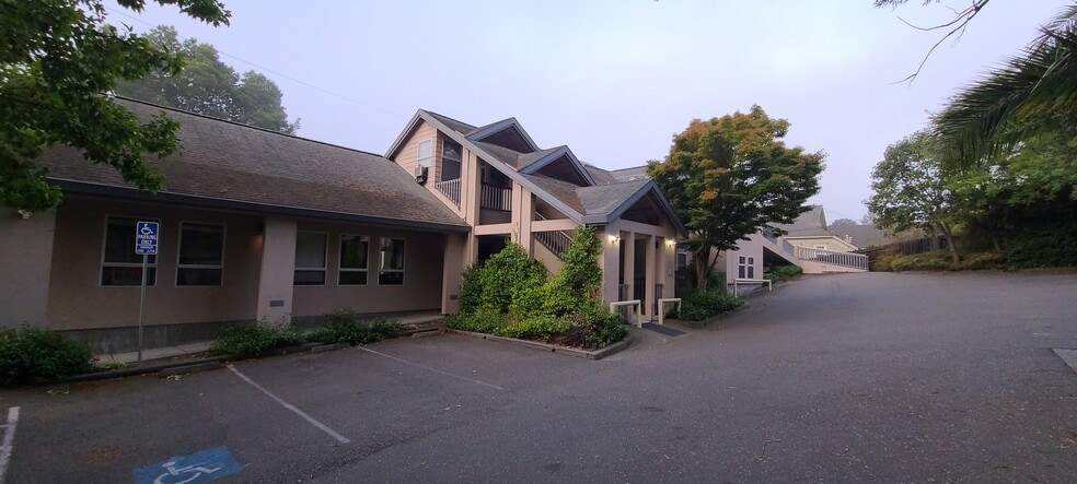 More Photos Of 7300 Healdsburg Ave, Sebastopol Office For Sale