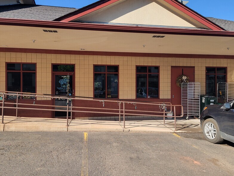 More Photos Of 2550 Highway 82, Glenwood Springs Showroom For Sale