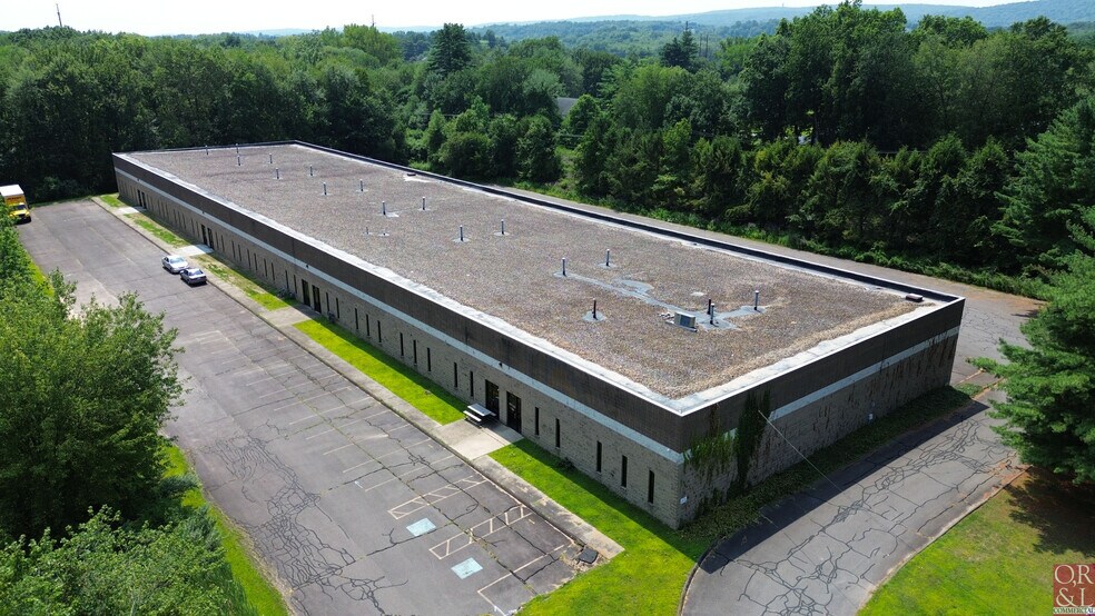 More Photos Of 95 Peters Rd, Bloomfield Light Manufacturing For Sale