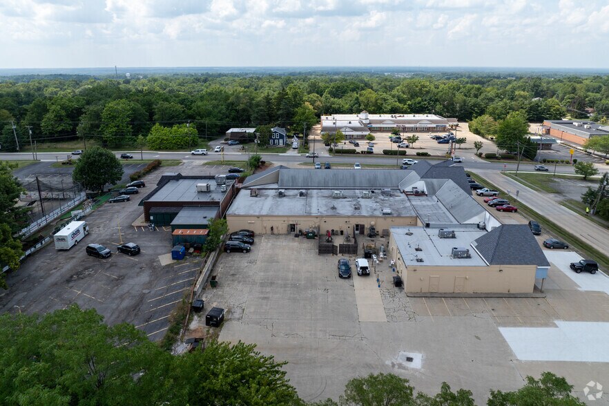 More Photos Of 1145-1157 Pearl Rd, Brunswick General Retail For Lease