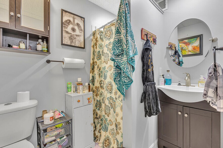 More Photos Of , New Brighton General Retail For Sale