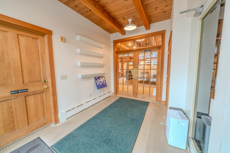 More Photos Of 73 Elm St, Camden Office For Sale