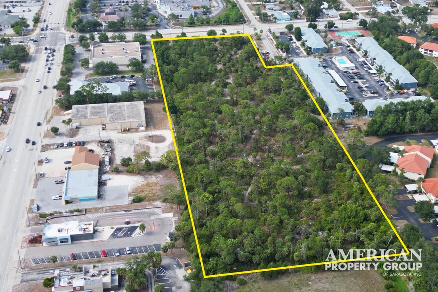 More Photos Of 120 E Dearborn St, Englewood Land For Sale
