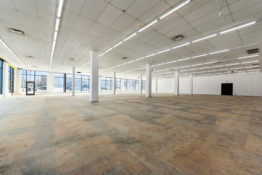 More Photos Of 6026 Broad St, Pittsburgh Office For Lease