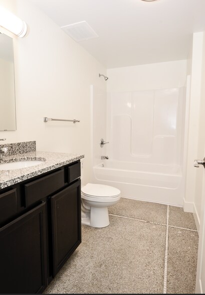 More Photos Of 615 Ferry St, Lafayette Apartments For Sale