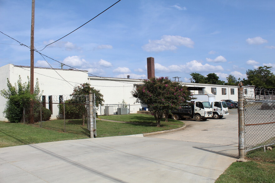 Primary Photo Of 2300 N Tryon St, Charlotte Manufacturing For Lease