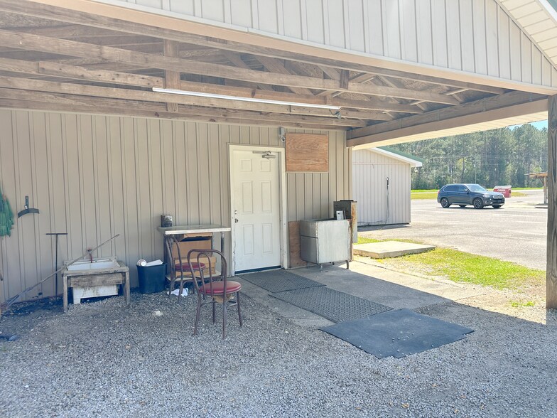 More Photos Of 2989 Hwy 21, Atmore Restaurant For Sale