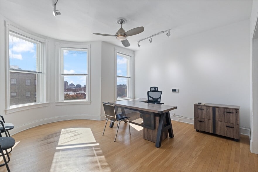 More Photos Of 34 E 25th St, Baltimore Office Residential For Sale